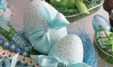 Joyeuses Pâques! Το Mykonos Ticker και οι συνεργάτες του σας εύχονται Καλή Ανάσταση & Καλό Πάσχα!