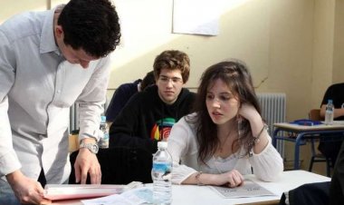 Βάσεις 2017: Ποιες σχολές θα ανέβουν και ποιες θα πέσουν