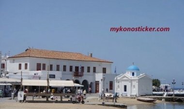 Μισθωτικό αντάλλαγμα για την χρήση παραλιών και ωράριο μουσικής, κυριαρχούν στη διπλή συνεδρίαση του Δημοτικού Συμβουλίου Μυκόνου