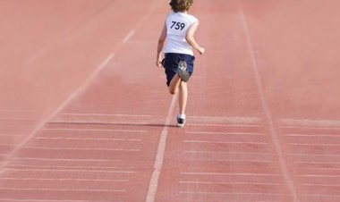 Αμέτρητα τα οφέλη που χαρίζει ο στίβος στα παιδιά