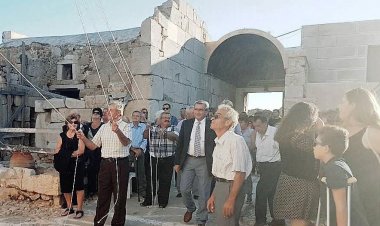 Στην μεγαλύτερη γιορτή στο νησί της Ανάφης, τη Σύναξη  της Παναγίας Καλαμιώτισσας,  σήμερα ο Περιφερειάρχης