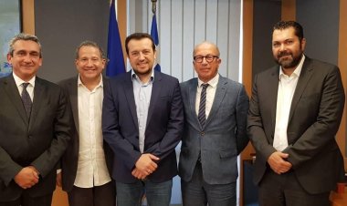 Συνάντηση Γ. Χατζημάρκου και Γ. Λεονταρίτη με  Ν. Παππά και Λ. Κρέτσο, για τον εκσυγχρονισμό του νομοθετικού και φορολογικού  πλαισίου της χώρας