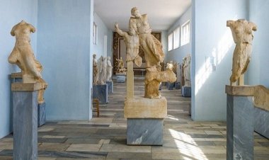 Ανω των 100 εκατ. ευρώ τα έσοδα από τα μουσεία