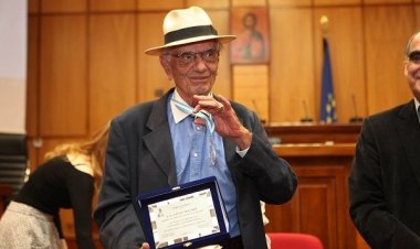 Στον Βασίλη Βασιλικό το Μεγάλο Βραβείο Γραμμάτων