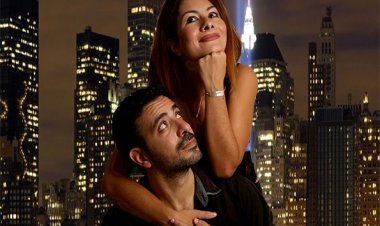 Χριστούγεννα στη Σύρο: «Ήρθες και θα μείνεις», στο Θέατρο Απόλλων