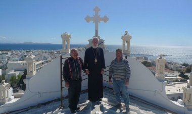 Αντικαταστάθηκε ο καταστραφείς αιφνιδίως από την κακοκαιρία Σταυρός της Μετώπης του Ιερού Ιδρύματος