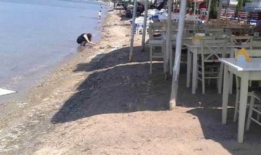 Ανοίγουν κερκόπορτα για αυθαιρεσίες στον αιγιαλό