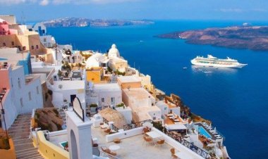 Οι βελτιώσεις του λιμένα Αθηνιού στη συνάντηση Δήμου Θήρας με φορείς της κρουαζιέρας