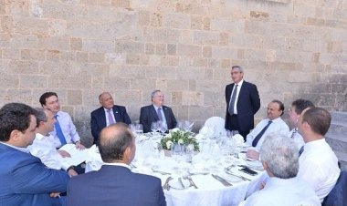 Επίσημο γεύμα του Περιφερειάρχη Ν. Αιγαίου προς τιμή των συμμετεχόντων στην «Διάσκεψη για την Ασφάλεια και την Σταθερότητα»