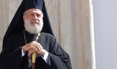 Φοιτητικό επίδομα σε 59 νέους των νησιών της Μητρόπολης Σύρου εν όψει των εορτών του Πάσχα