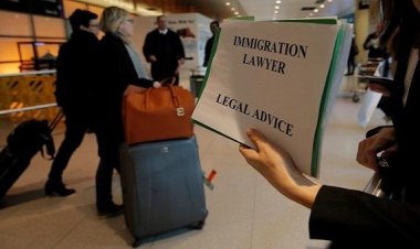 Ο Τραμπ βλάπτει σοβαρά τον τουρισμό με τις απαγορεύσεις