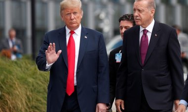 Bloomberg: Σκληρές κυρώσεις κατά της Τουρκίας εξετάζουν οι ΗΠΑ - Πτώση για την Τουρκική λίρα, ενώ η Moody’s υποβάθμισε 18 Τουρκικές Τράπεζες