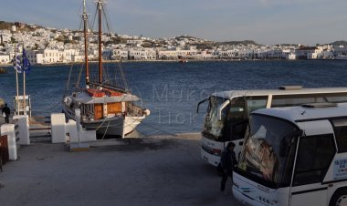 Το ΚΤΕΛ Μυκόνου προσέθεσε 2 νέες γραμμές από το Παλιό Λιμάνι για Πλατύ Γιαλό και Ορνό - Άγιο Ιωάννη