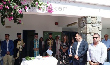Αγιασμός και νέα σχολική χρονιά στο ΓΕΛ & ΕΠΑΛ Μυκόνου (Εικόνες- Video)