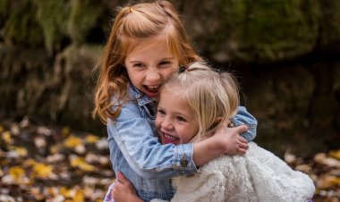 Καθυστέρηση στη γλωσσική ανάπτυξη, παρουσιάζουν τα παιδιά που έχουν μεγαλύτερο αδερφό!!