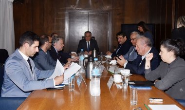 Ψήφος των Απόδημων Ελλήνων: Ευρύτατη Συμφωνία επετεύχθη στη διακομματική επιτροπή