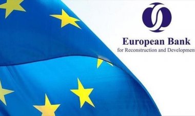 EBRD: Μακροπρόθεσμο πλάνο διαχείρισης με έξι στρατηγικές προτεραιότητες για τον τουρισμό σε Ρόδο και Σαντορίνη