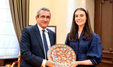 Συνάντηση  Περιφερειάρχη Γιώργου Χατζημάρκου και Δημάρχου Ρόδου Αντώνη Καμπουράκη με την Αριάνα Ροκφέλερ