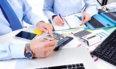 Τι προγραμματίζει η κυβέρνηση για τον φόρο στις επιχειρήσεις