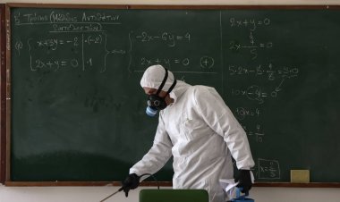 Coronavirus : Τίθενται σε εφαρμογή από την προσεχή εβδομάδα τα «Τηλε-Μαθήματα» - Πανελλαδικές τον Ιούλιο ή Σεπτέμβριο