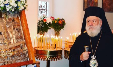 His Eminence Dorotheos B’- Δωρόθεος Β’: Αδιάλειπτη η Κοινωνική Δράση της Ιεράς Μητροπόλεως Σύρου