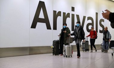 Coronavirus Travel: Μέχρι το τέλος Μαΐου η υποχρεωτική καραντίνα 14 ημερών των επιβατών που έρχονται στην Ελλάδα