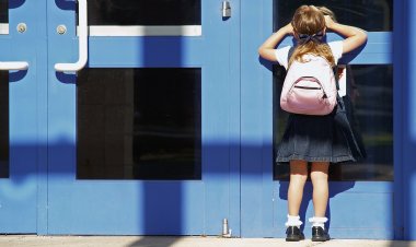 Coronavirus Education: Επιστροφή στα θρανία!! Η χαμένη ύλη, τα σενάρια για τη νέα χρονιά και οι οδηγίες προστασίας!!