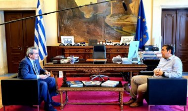 Aegean Islands: Στον Περιφερειάρχη Ν. Αιγαίου, Γιώργο Χατζημάρκο, ο τέως Πρωθυπουργός  Αλέξης Τσίπρας