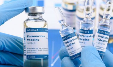 Coronavirus Vaccine: Δύο δόσεις του εμβολίου της AstraZeneca προκαλούν μεγαλύτερη απόκριση αντισωμάτων
