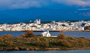 Travel + Leisure: The Top 20 Islands in Europe - Η Πάρος καλύτερο νησί της Ευρώπης για το 2020