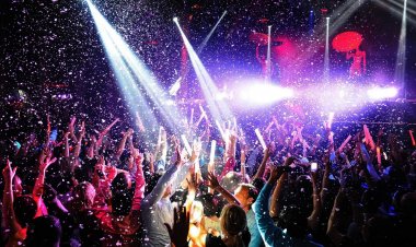 Aegean Islands: Συνελήφθη ενοικιαστής βίλας στην Μύκονο!! Εντατικοί έλεγχοι και συλλήψεις σε Μύκονο, Σαντορίνη και Πάρο!!