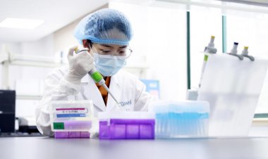 Coronavirus in France: Περισσότερα από 2.000 κρούσματα σε 24 ώρες