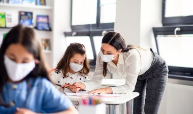 Face masks in schools: Ομόφωνο «ΝΑΙ» στη χρήση μάσκας στο σχολείο από την Παιδοπνευμονολογική Εταιρεία!!