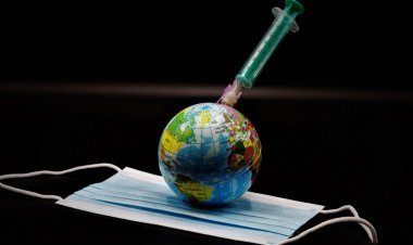 Coronavirus Vaccine - BBC: «Ένα αποτελεσματικό εμβόλιο κατά του κορωνοϊού δεν θα επαναφέρει τη ζωή στην κανονικότητα, τουλάχιστον αυτήν την άνοιξη»