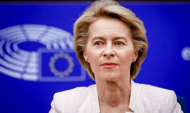 Ursula von der Leyen: Οι πρώτοι ευρωπαίοι πολίτες ενδέχεται να εμβολιασθούν πριν από το τέλος του Δεκεμβρίου