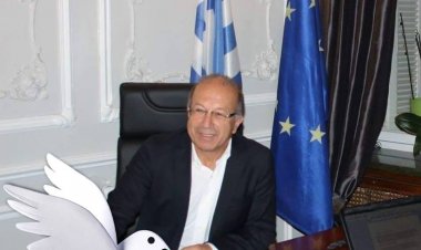 Aegean islands: Fake News, η «είδηση» του ψηφίσματος των Δημάρχων κατά της Περιφέρειας Ν. Αιγαίου