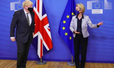 Brexit deal: Σε εμπορική συμφωνία κατέληξαν ΕΕ και Μεγάλη Βρετανία