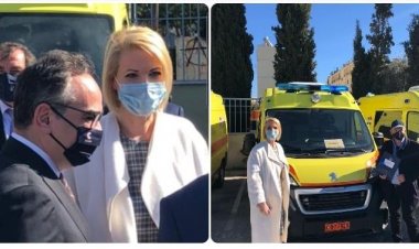 Katerina Monogiou: Παράδοση νέων ασθενοφόρων στα μικρά νησιά των Κυκλάδων