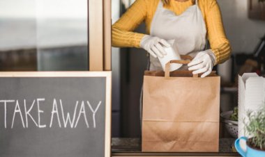 Food and drink takeaway: Ανατροπή με το take away- Κανονικά η παραλαβή από τα μαγαζιά εστίασης και τα Σαββατοκύριακα