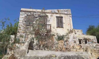 Municipality of Syros: Καθορίζεται το πλάνο καταγραφής των επικινδύνως ετοιμόρροπων κτιρίων Ερμούπολης