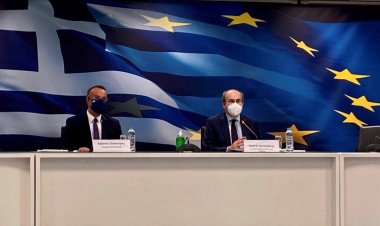 Covid-19 Financial support: Όλα τα μέτρα στήριξης για τον Απρίλιο - Τι ισχύει για το δώρο Πάσχα