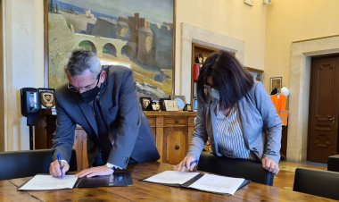 Aegean Islands: Ορκίσθηκε νέα Περιφερειακή Σύμβουλος Νοτίου Αιγαίου η  Μαρία Χατζηγιάννη