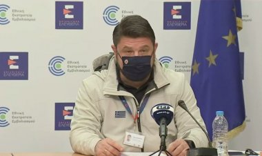 Briefing on Covid -19: Ανοίγουν αύριο οι διαδημοτικές μετακινήσεις – Δεν καταργείται η αποστολή SMS