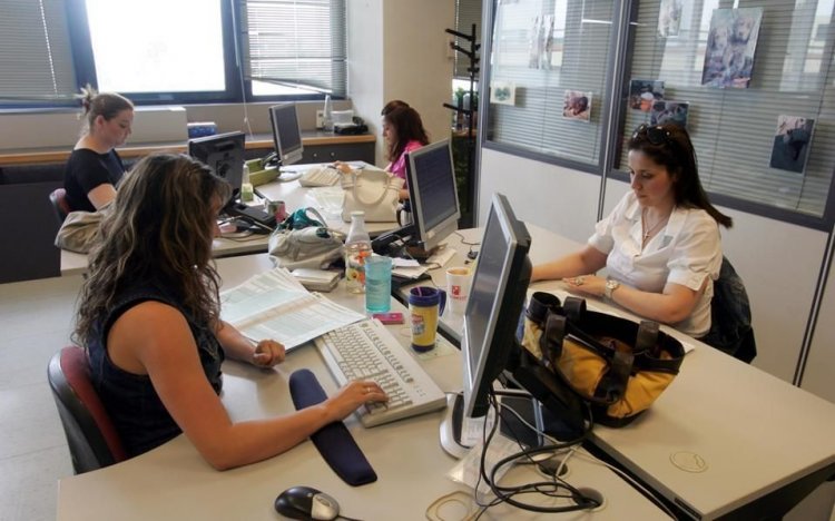 Απόφαση βόμβα για τους συμβασιούχους των Δήμων - Αντισυνταγματική η παράταση συμβάσεων ΟΤΑ