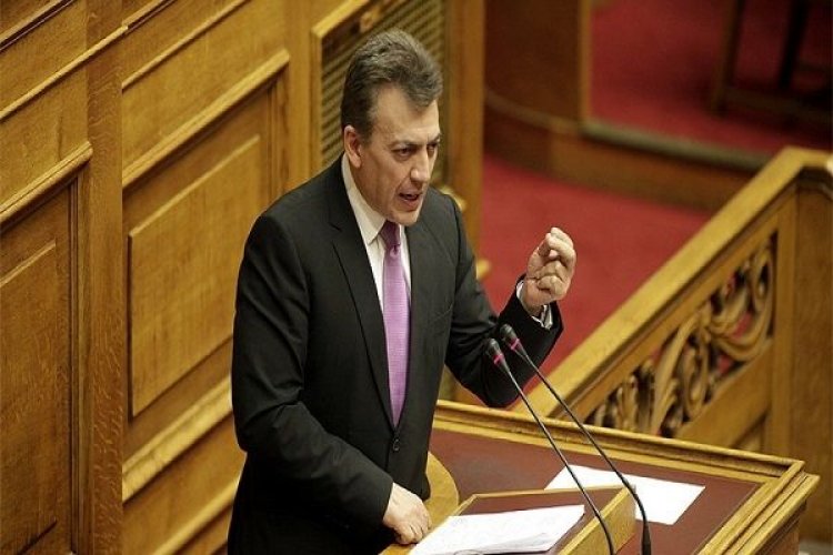 Γ. Βρούτσης για τους επίορκους υπαλλήλους ΕΦΚΑ: «Κράτος ανομίας και ατιμωρησίας»