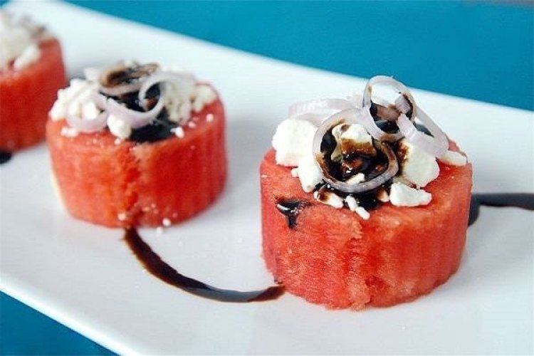 Το Απόλυτο trick για να κόβετε καρπούζι!! (Video)