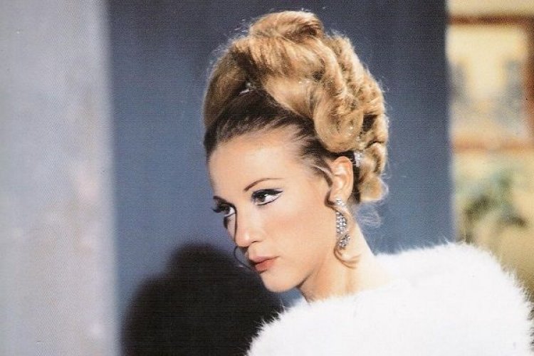 Έφυγε ξαφνικά από ανακοπή η αγαπημένη ηθοποιός Ζωή Λάσκαρη