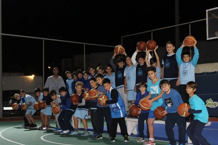 Καλή σχολική χρονιά από το μπάσκετ του Α.Ο Μυκόνου – Ξεκινά την Δευτέρα η νέα προπονητική και αγωνιστική περίοδος.