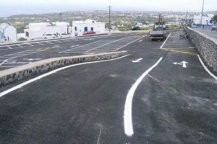 Αναδιαγράμμιση τμημάτων Οδικού Δικτύου νήσου Θήρας