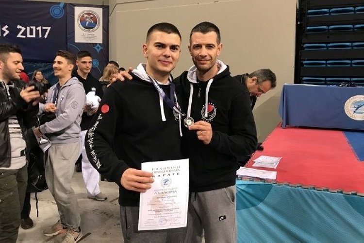 Ασημένιο Μετάλλιο για τον Κυκλαδίτη αθλητή Βασίλη Βρούτση, στο Πανελλήνιο Πρωτάθλημα Καράτε Ανδρών